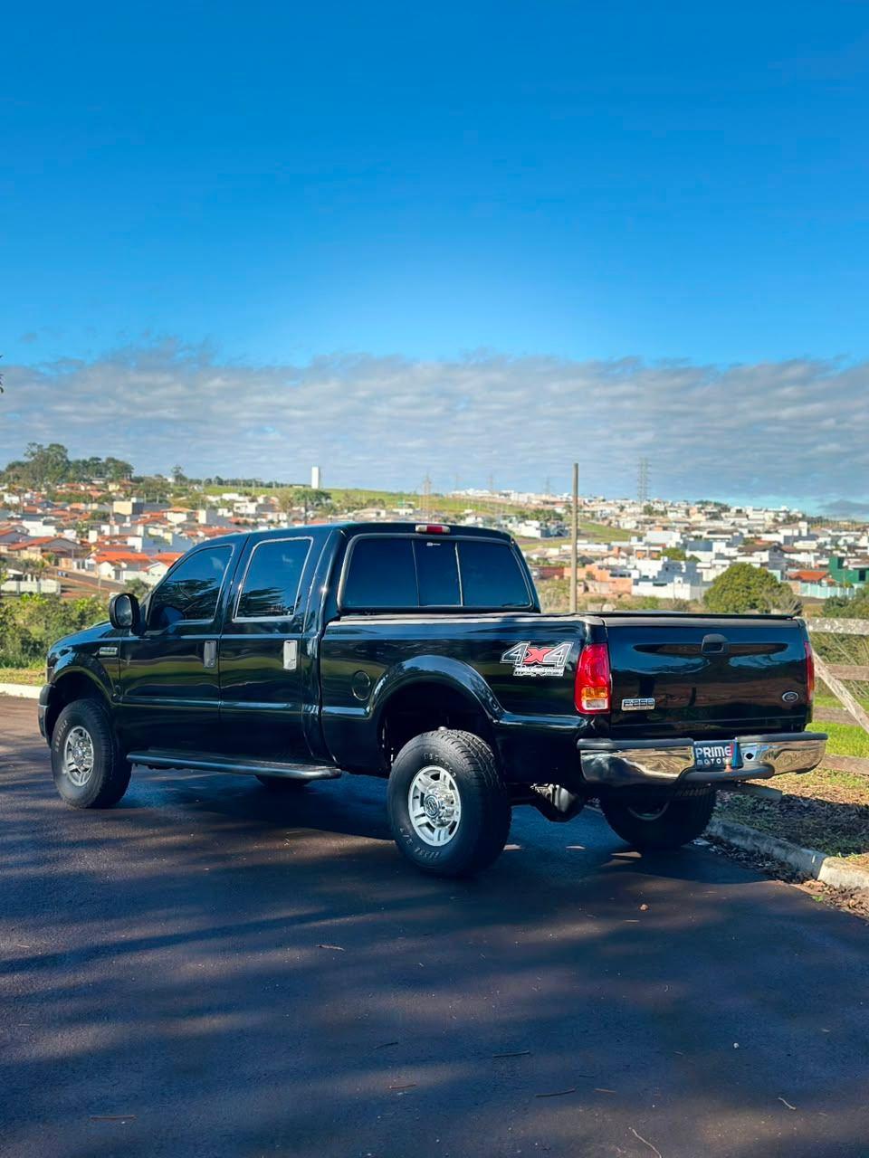 FORD F-250 - Foto