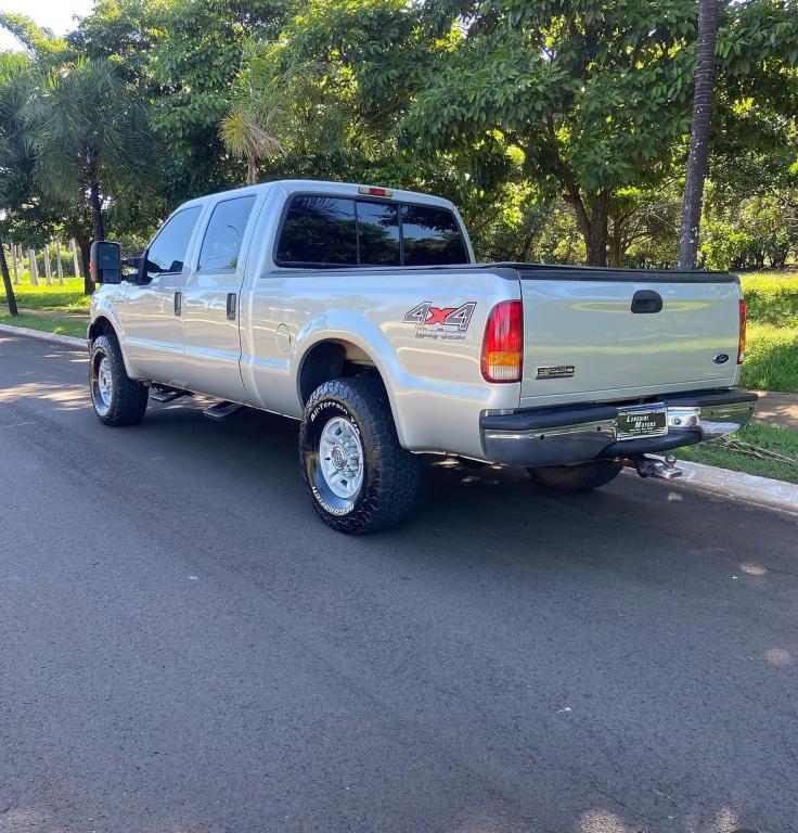FORD F-250 - Foto