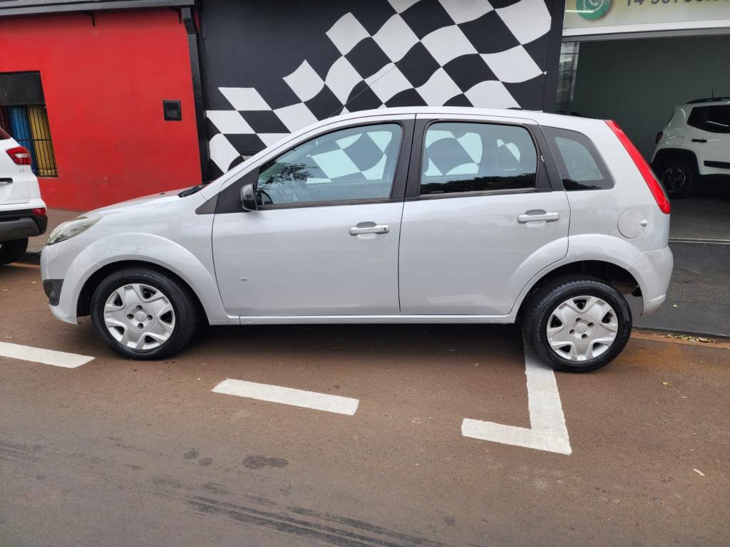 FORD Fiesta Hatch - Foto