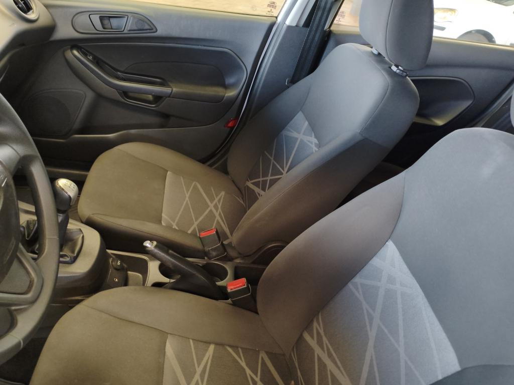 FORD Fiesta Hatch - Foto
