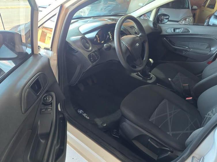 FORD Fiesta Hatch - Foto