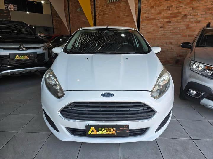 FORD Fiesta Hatch - Foto