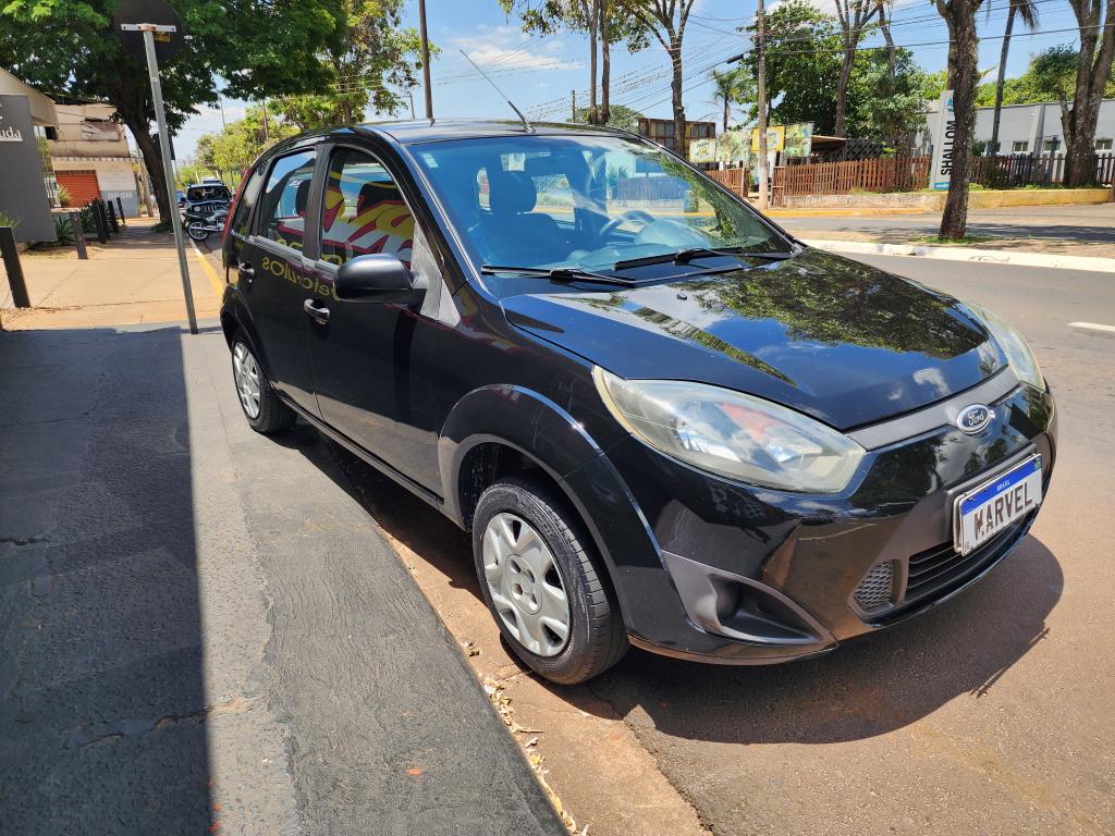 FORD Fiesta Hatch - Foto