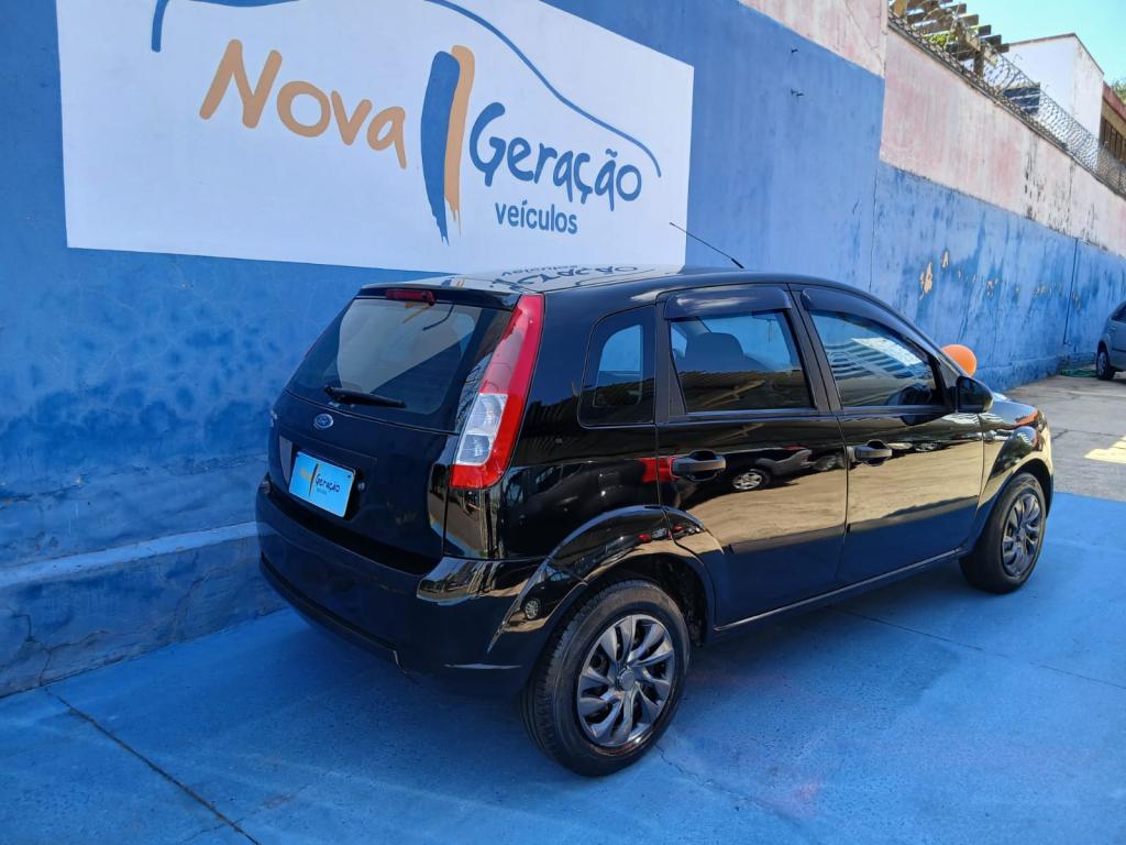 FORD Fiesta Hatch - Foto