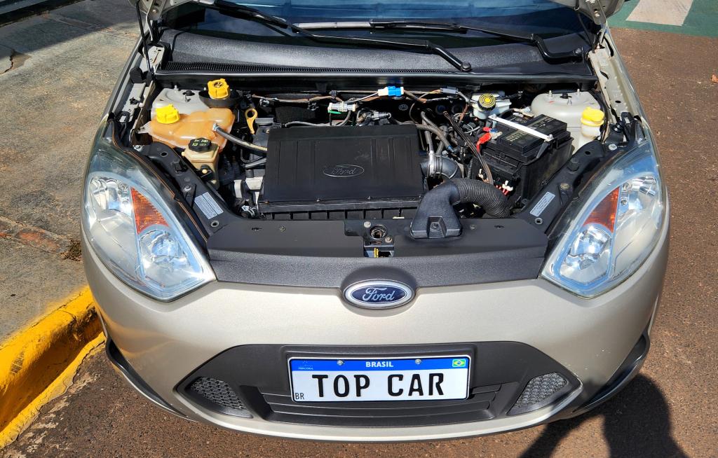 FORD Fiesta Hatch - Foto