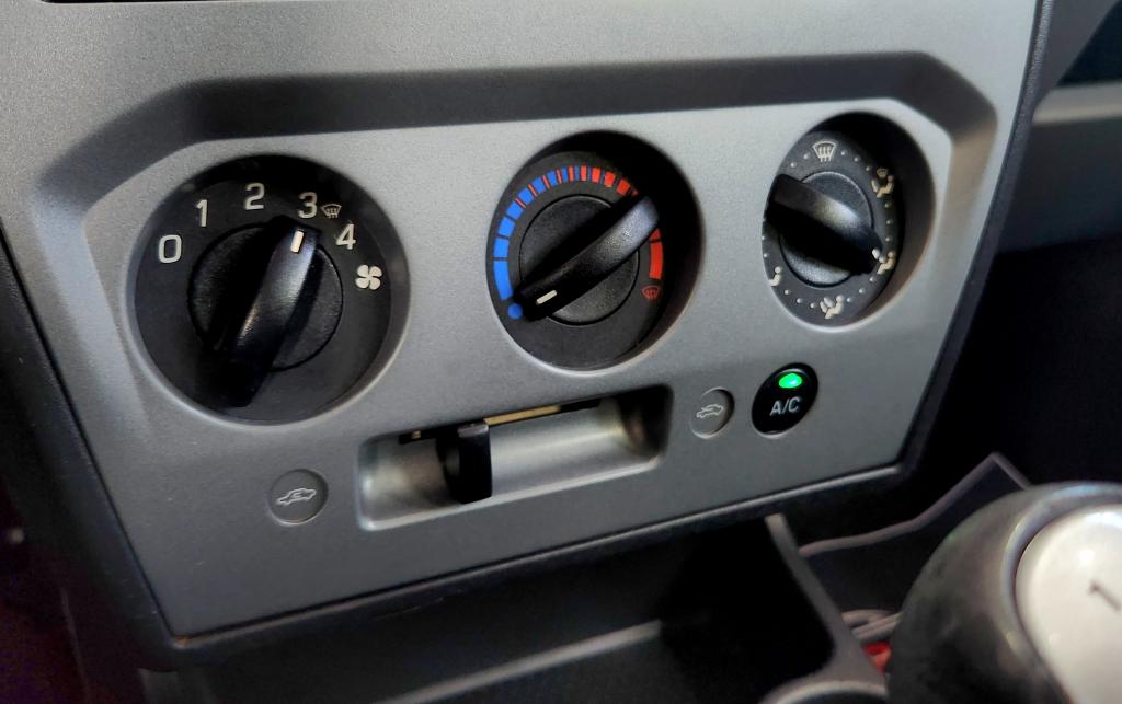 FORD Fiesta Hatch - Foto