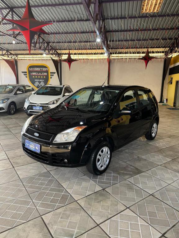 FORD Fiesta Hatch - Foto