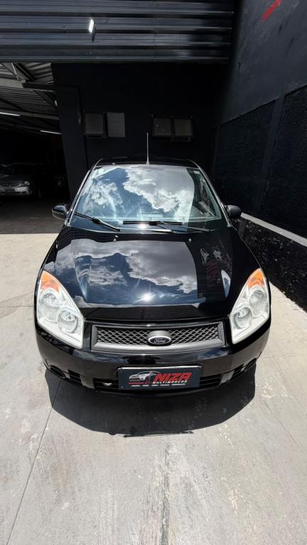 FORD Fiesta Hatch - Foto