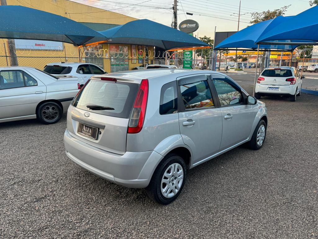FORD Fiesta Hatch - Foto