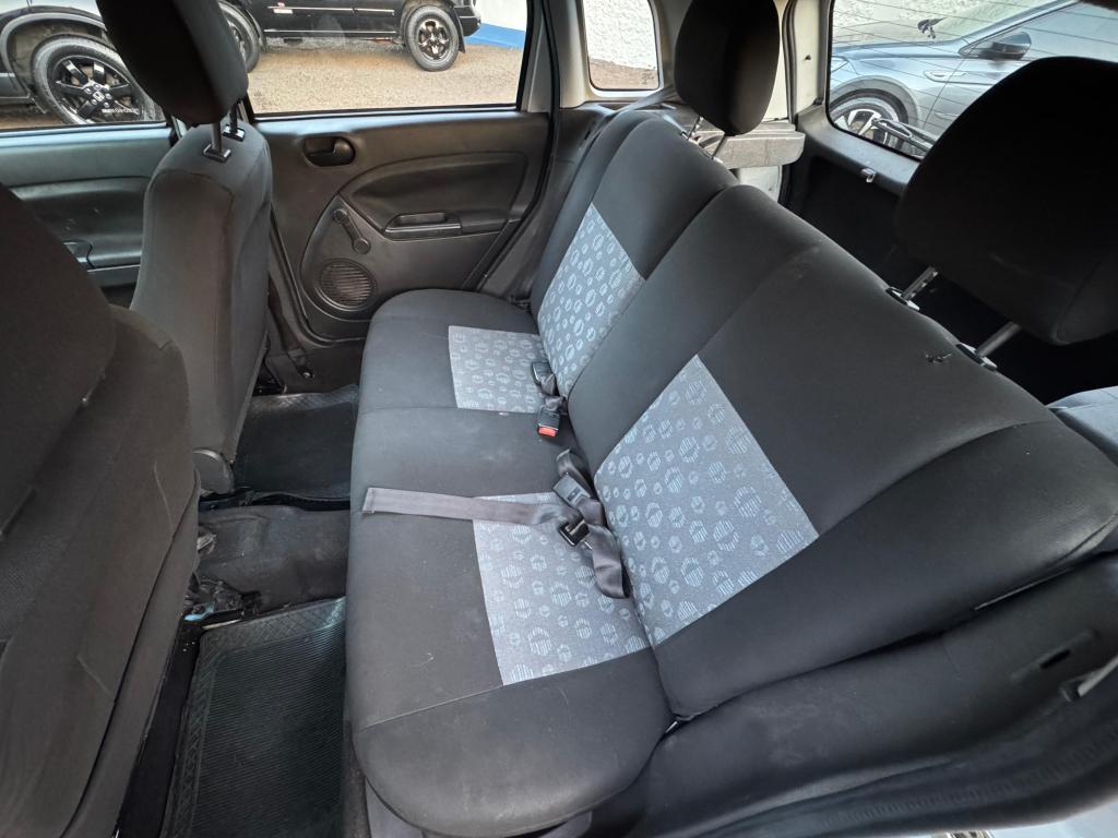 FORD Fiesta Hatch - Foto