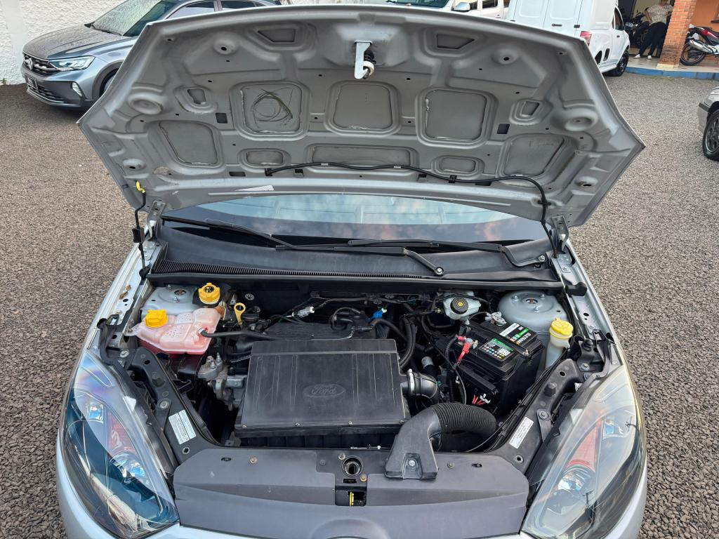 FORD Fiesta Hatch - Foto