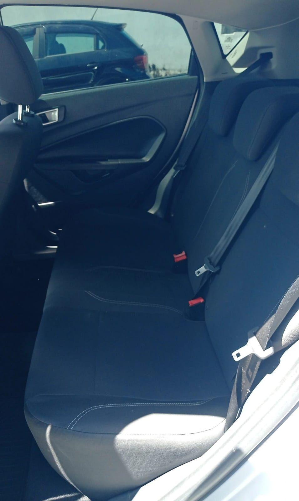 FORD Fiesta Hatch - Foto