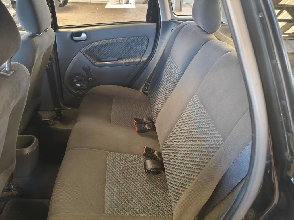 FORD Fiesta Hatch - Foto