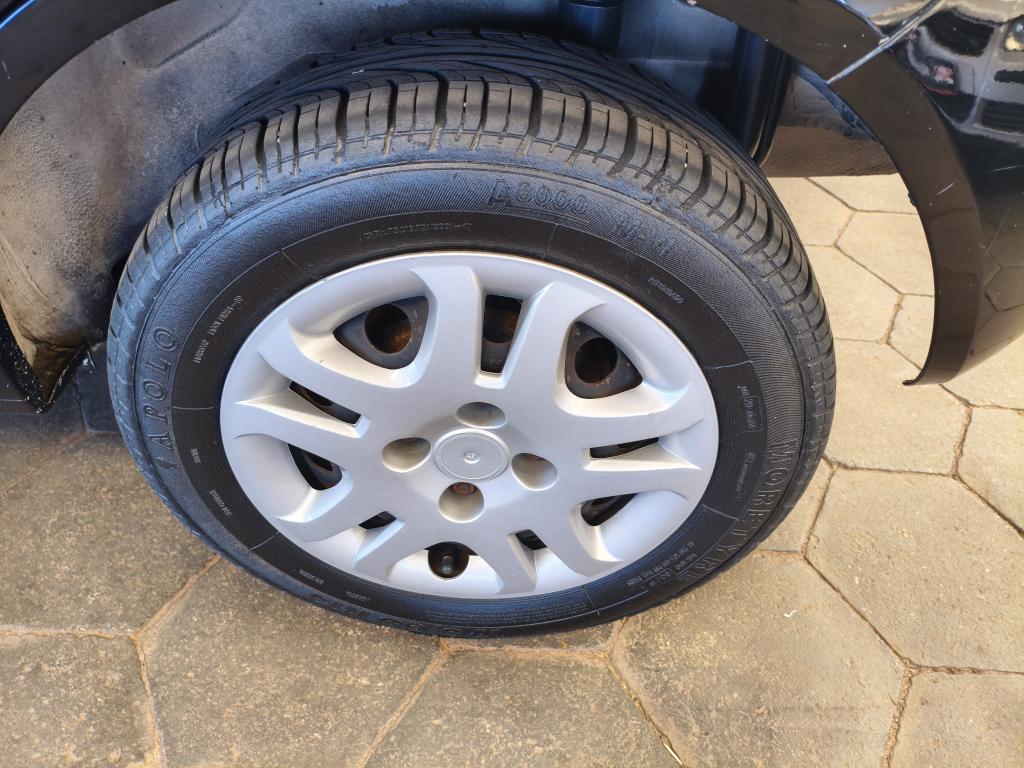 FORD Fiesta Hatch - Foto