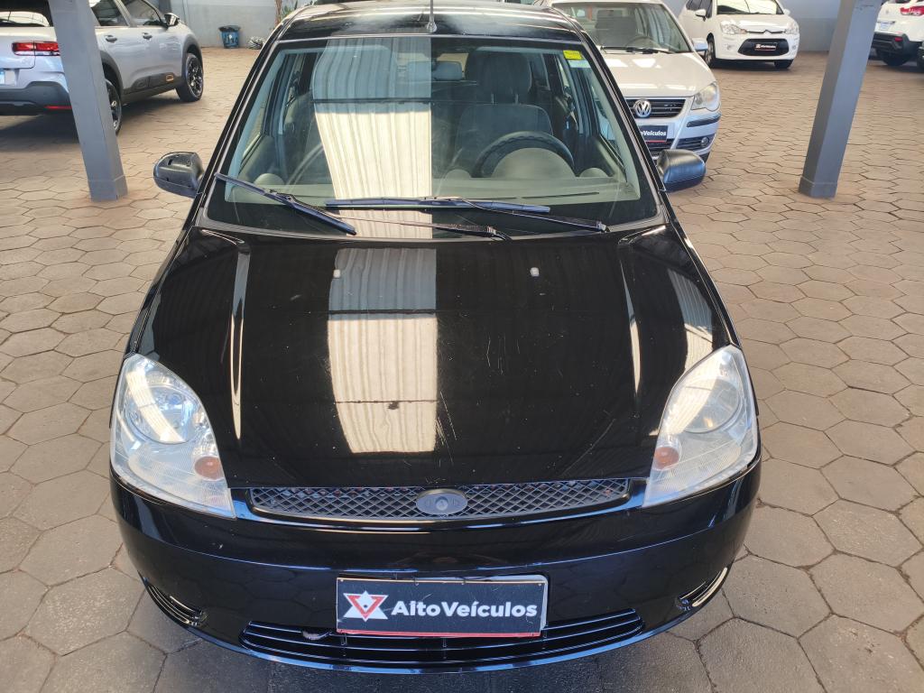 FORD Fiesta Hatch - Foto