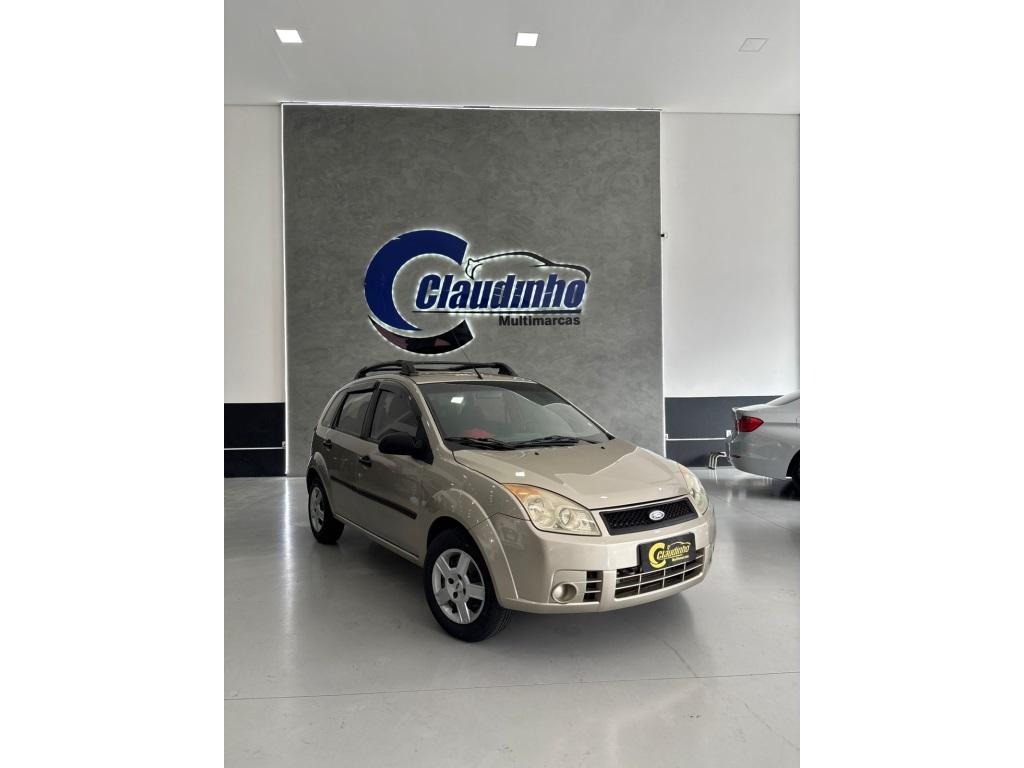 FORD Fiesta Hatch - Foto