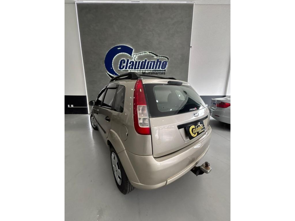 FORD Fiesta Hatch - Foto