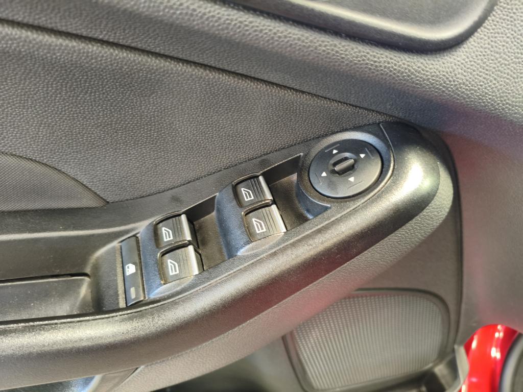 FORD Fiesta Hatch - Foto