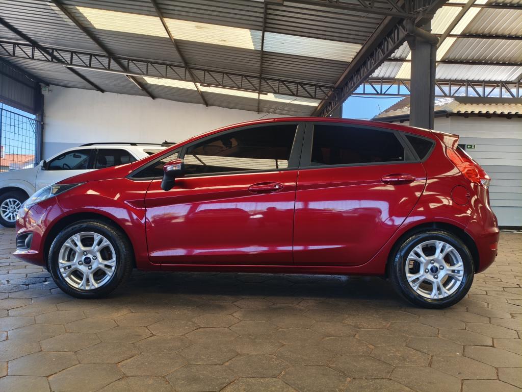 FORD Fiesta Hatch - Foto