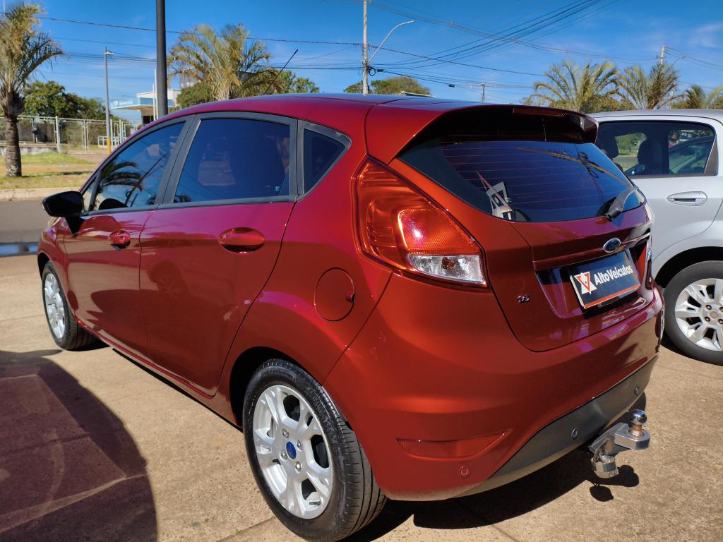 FORD Fiesta Hatch - Foto