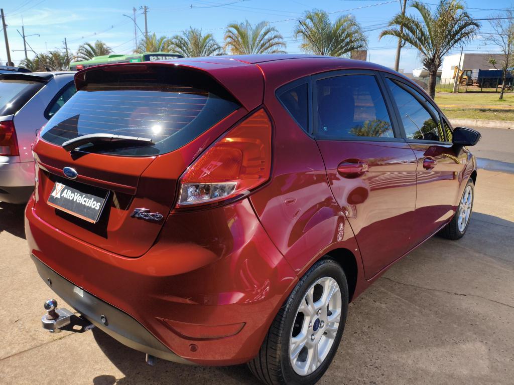 FORD Fiesta Hatch - Foto