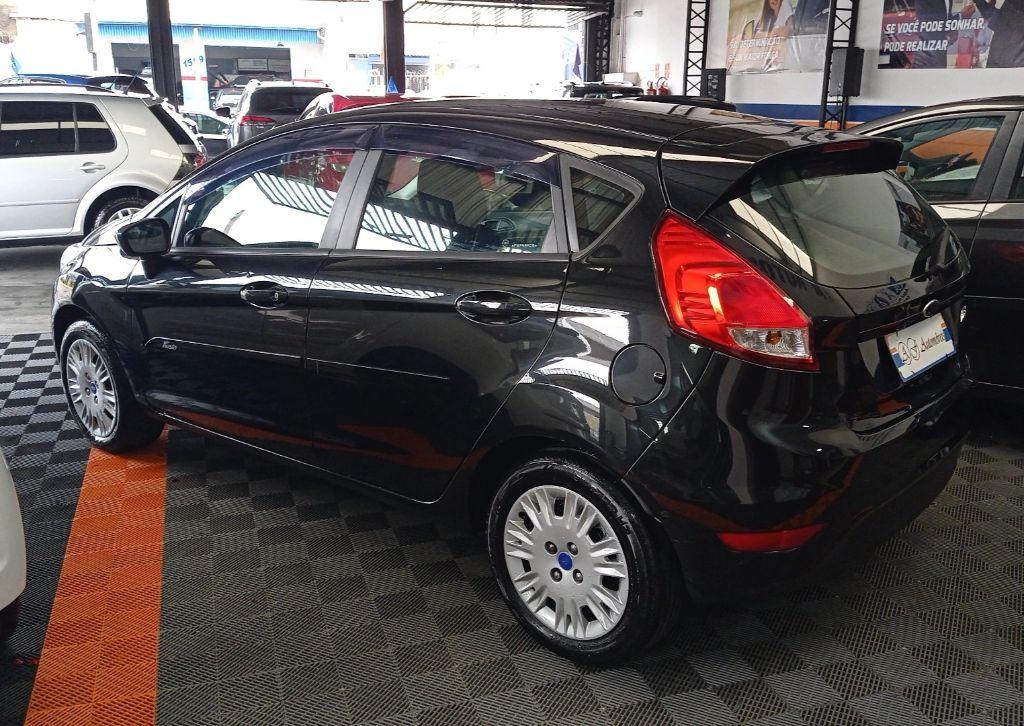 FORD Fiesta Hatch - Foto