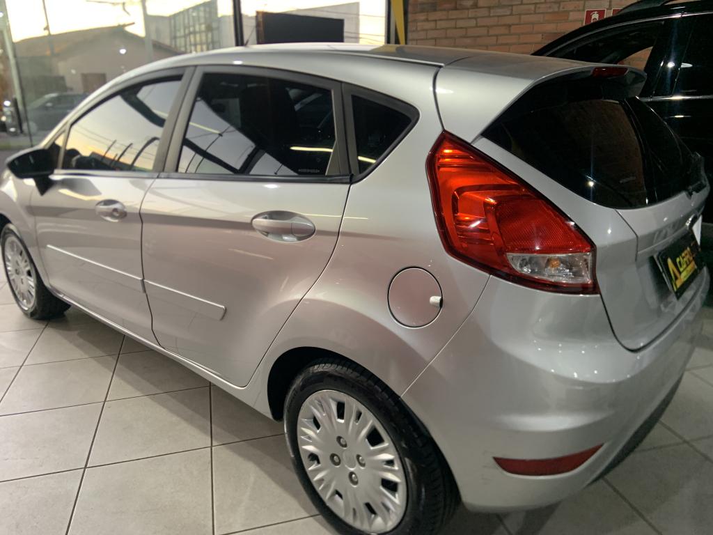 FORD Fiesta Hatch - Foto
