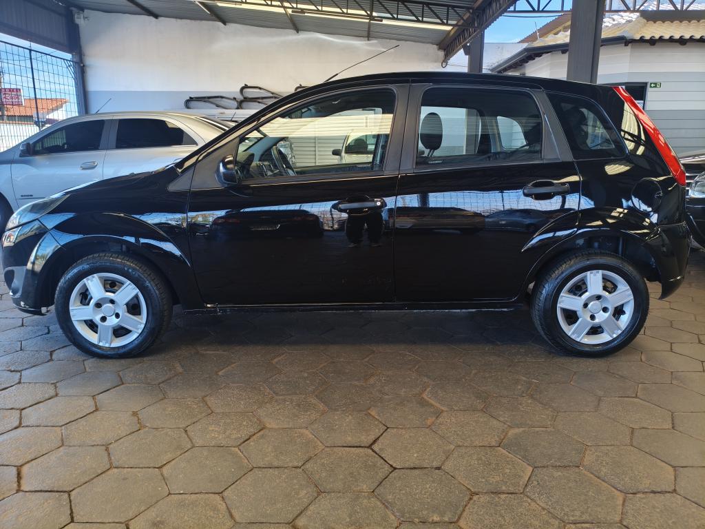FORD Fiesta Hatch - Foto