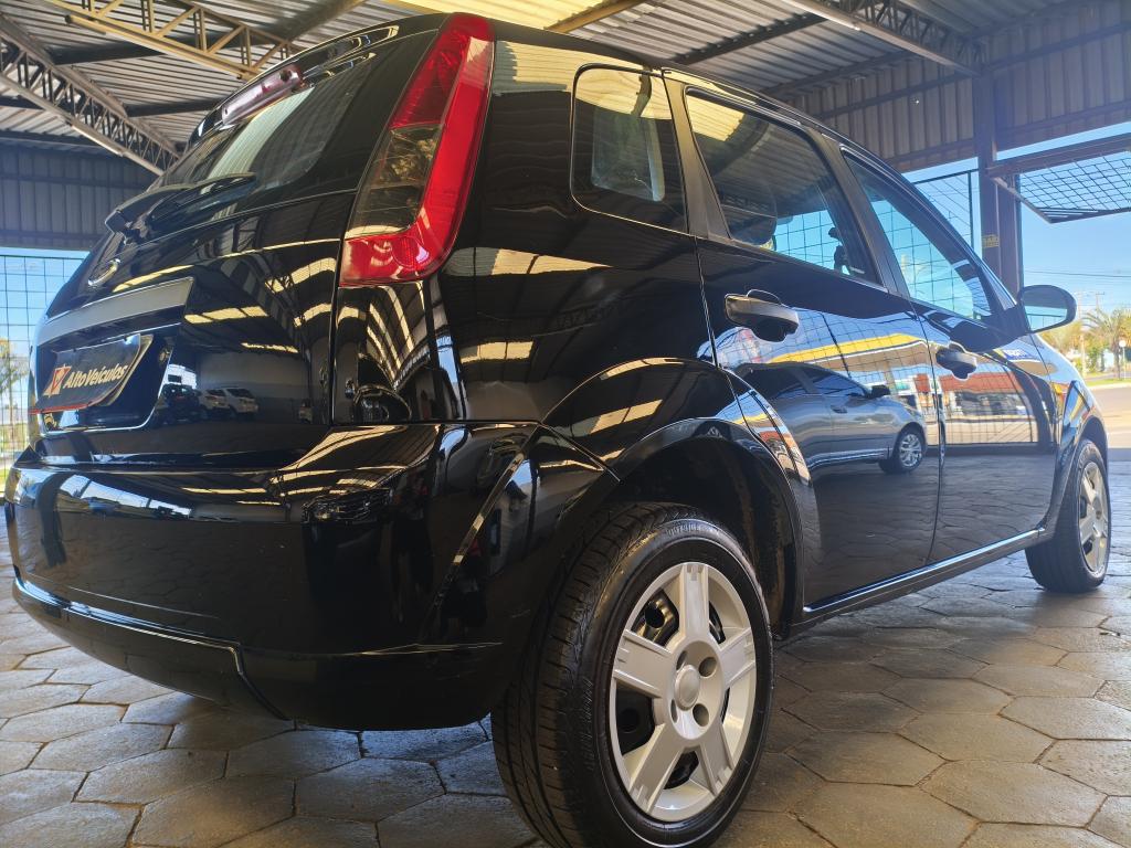 FORD Fiesta Hatch - Foto