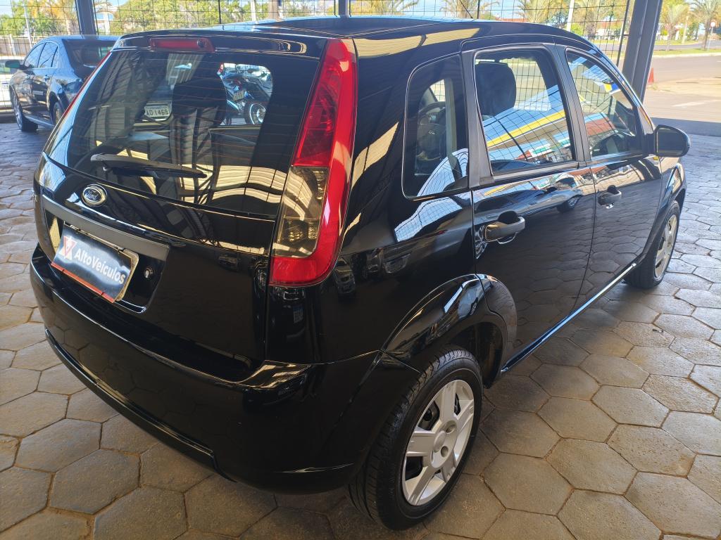 FORD Fiesta Hatch - Foto