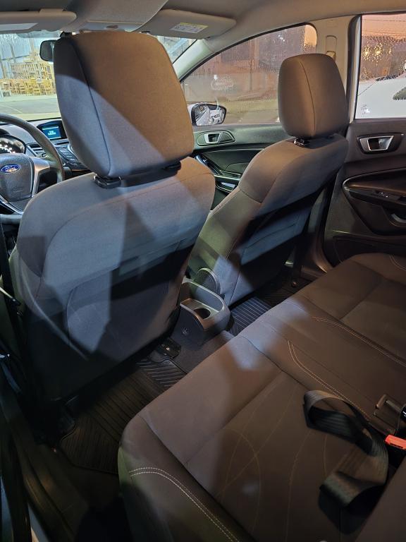 FORD Fiesta Hatch - Foto