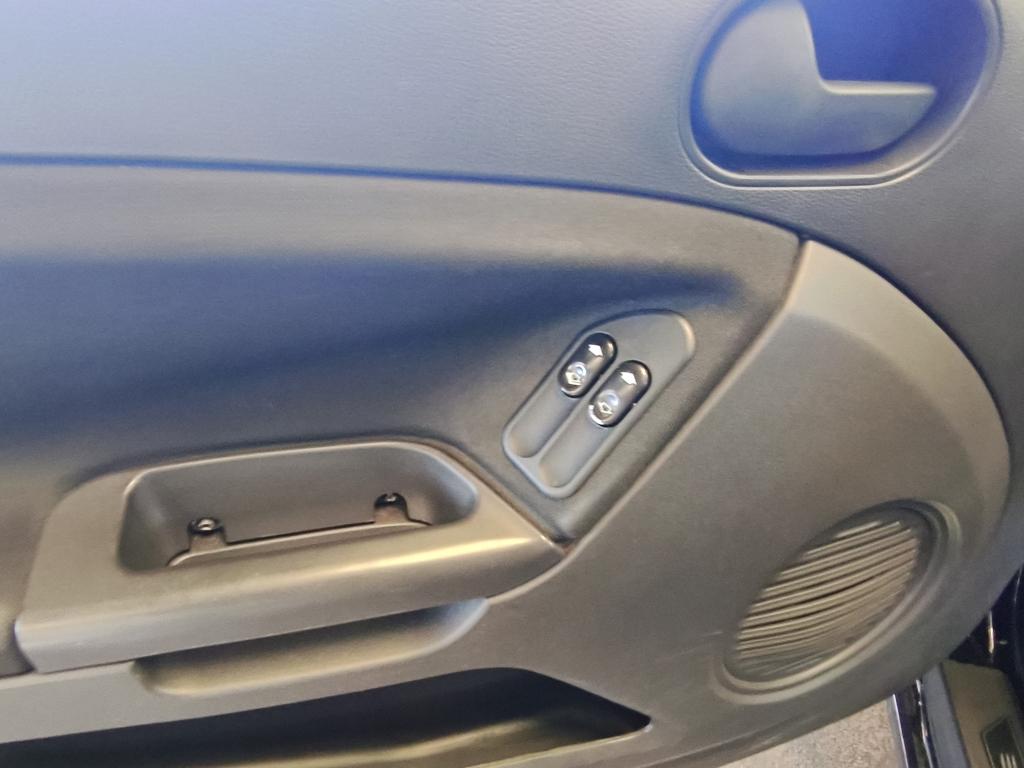 FORD Fiesta Hatch - Foto