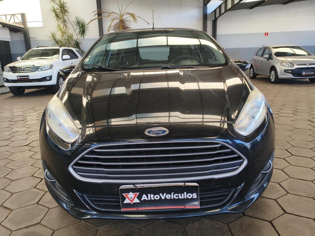 FORD Fiesta Hatch - Foto