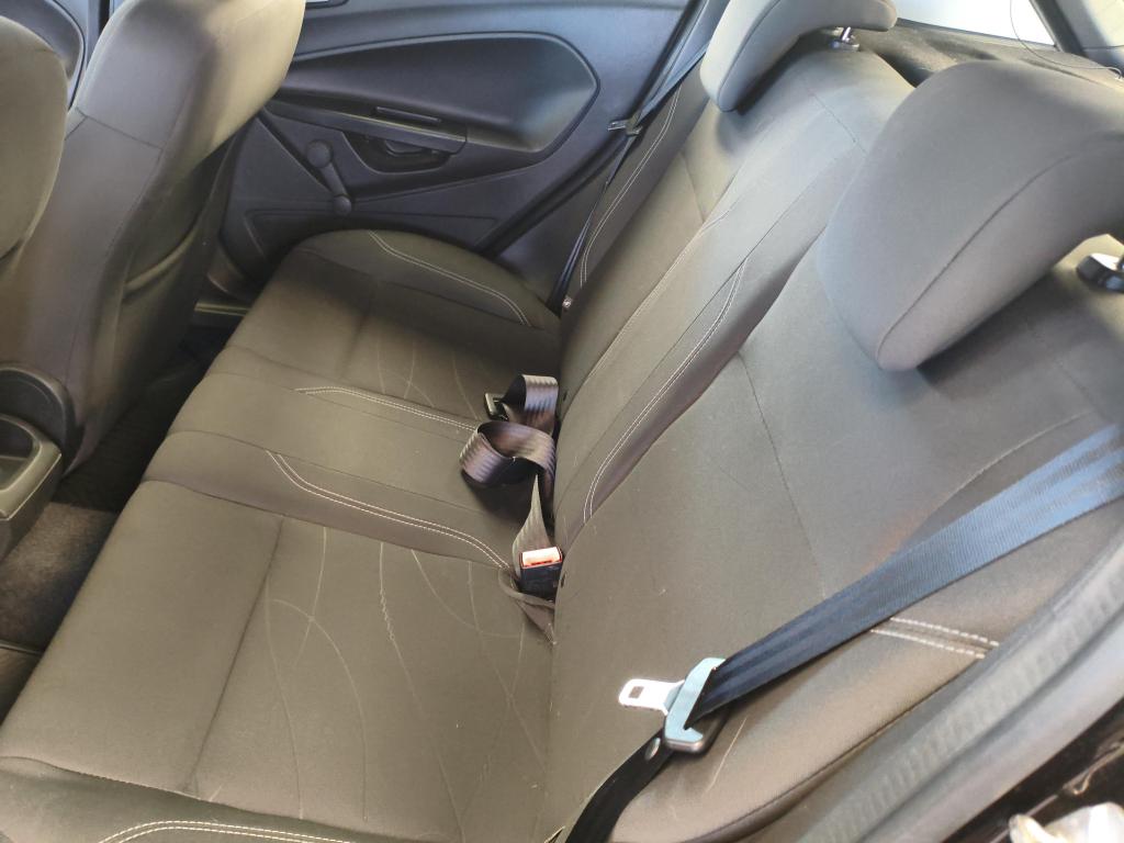 FORD Fiesta Hatch - Foto