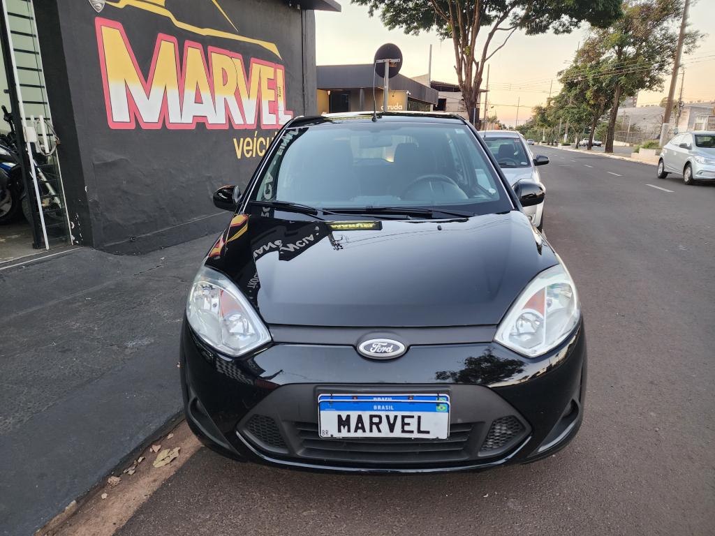 FORD Fiesta Hatch - Foto