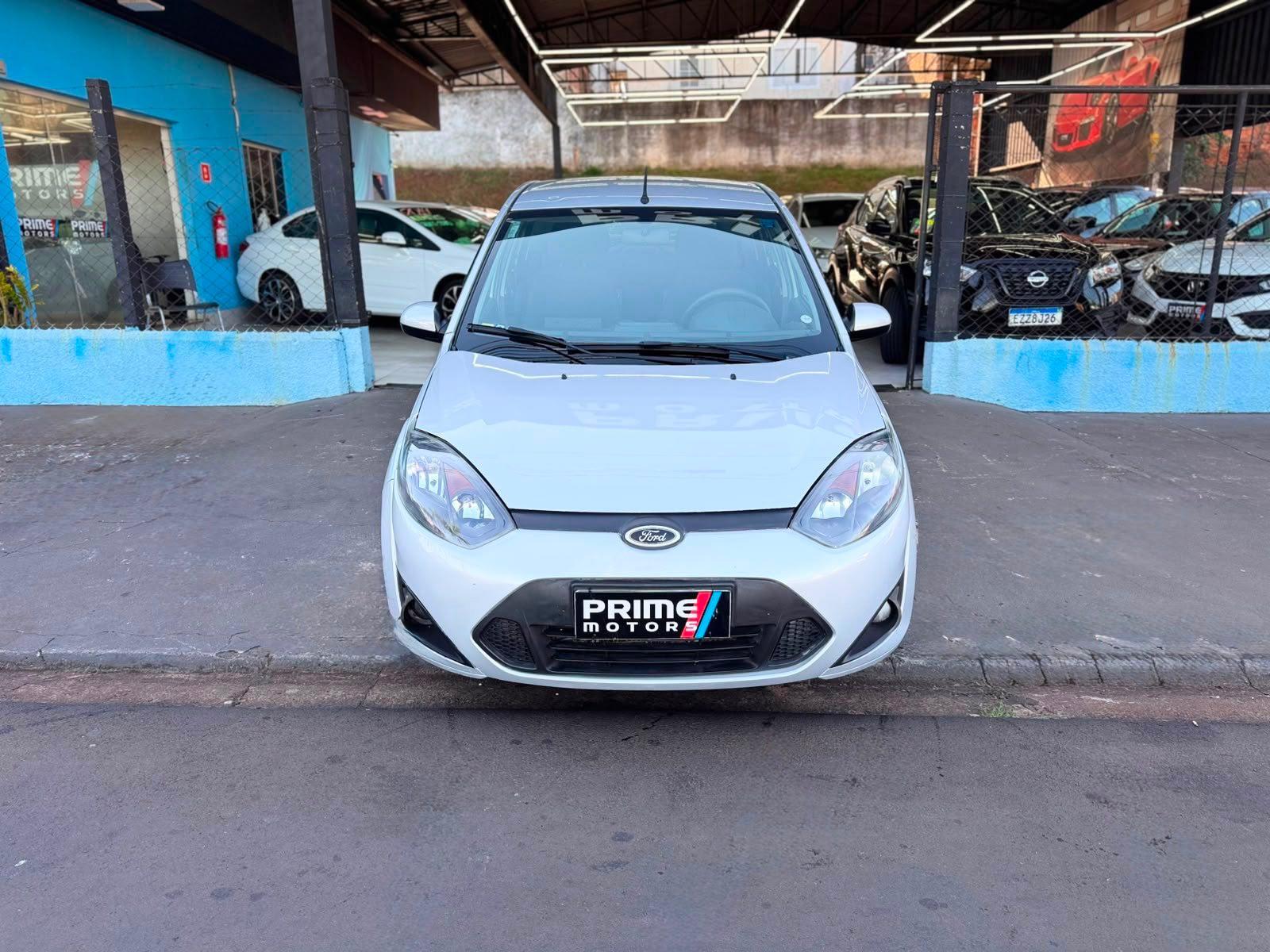 FORD Fiesta Hatch - Foto