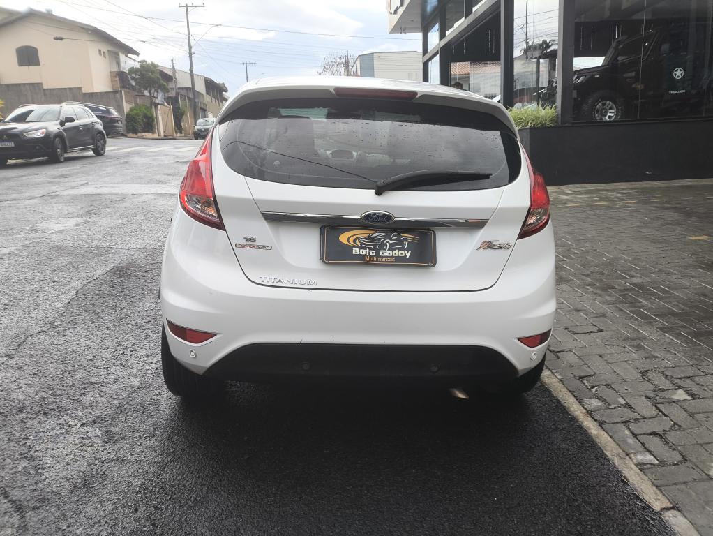 FORD Fiesta Hatch - Foto