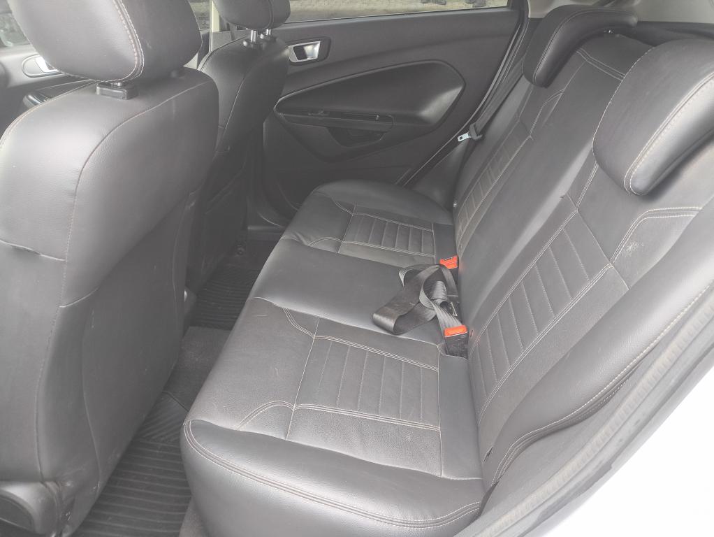 FORD Fiesta Hatch - Foto