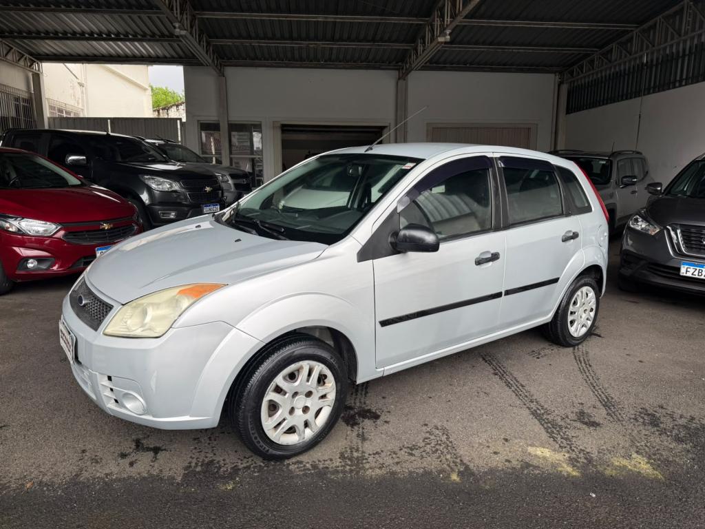FORD Fiesta Hatch - Foto