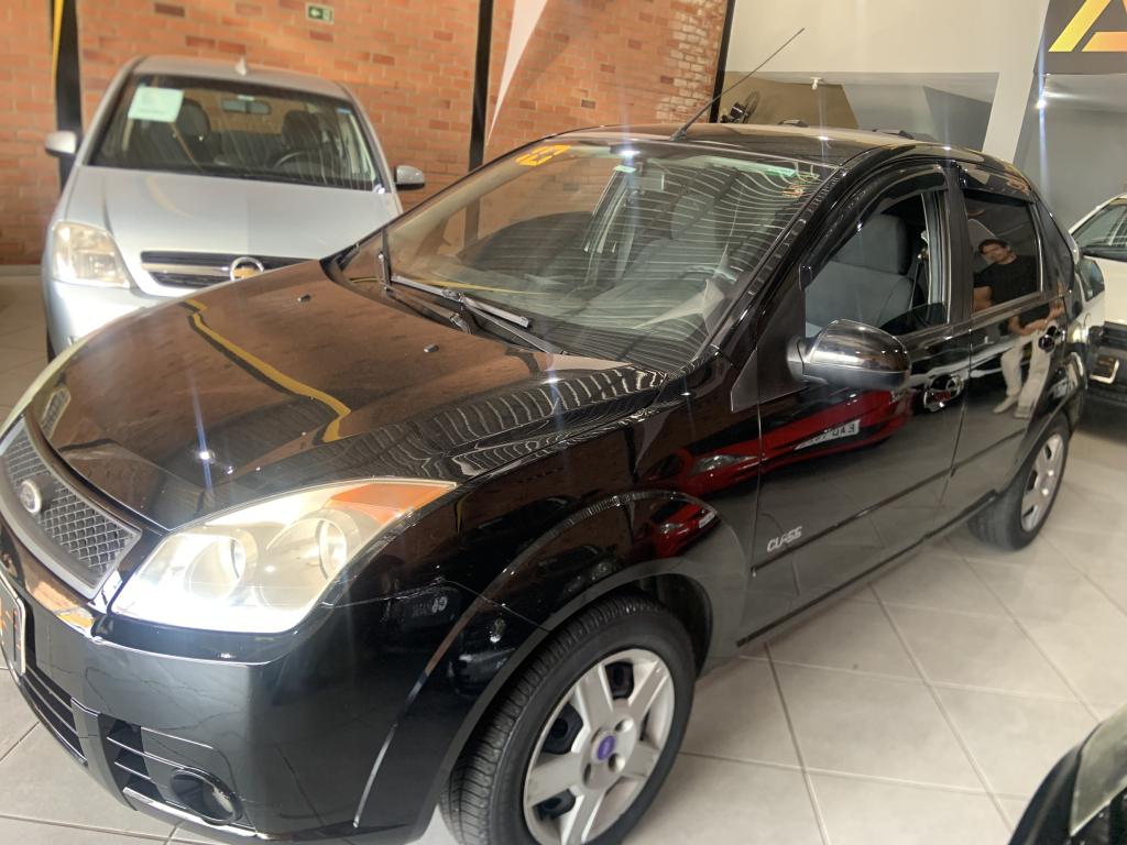 FORD Fiesta Sedan - Foto