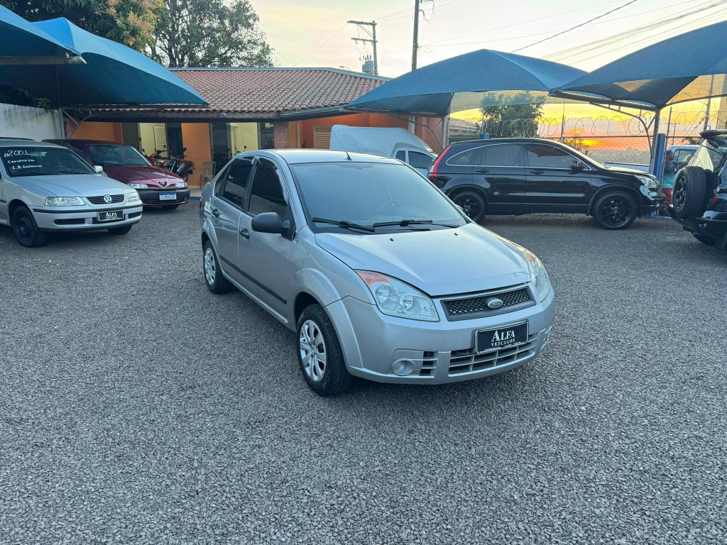 FORD Fiesta Sedan