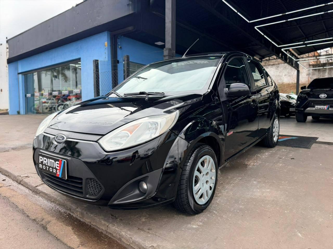 FORD Fiesta Sedan - Foto