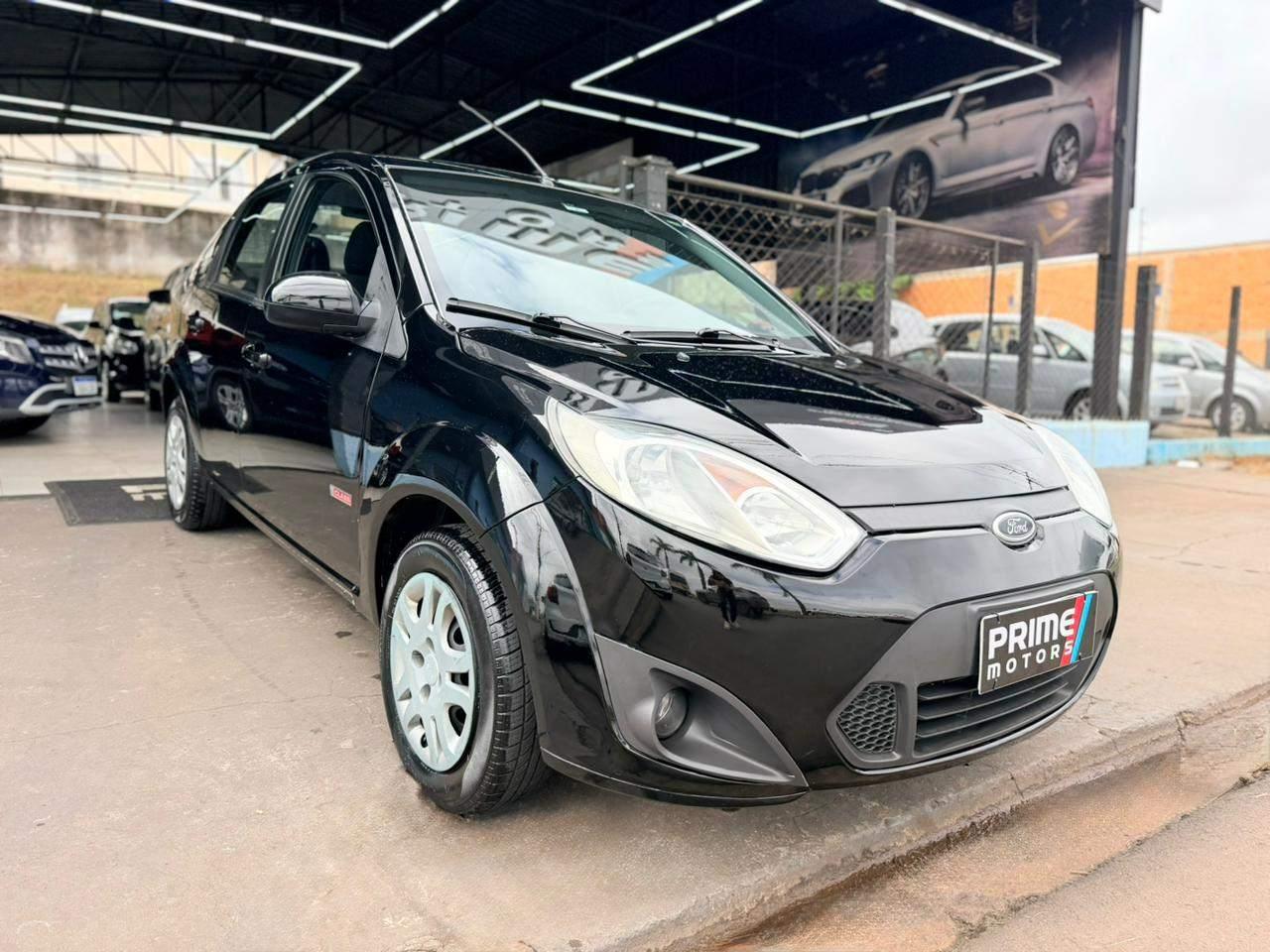 FORD Fiesta Sedan - Foto