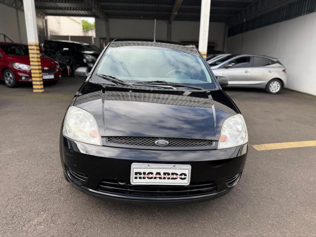 FORD Fiesta Sedan - Foto