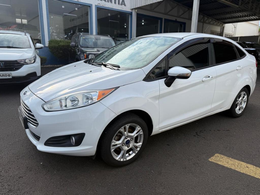 FORD Fiesta Sedan - Foto