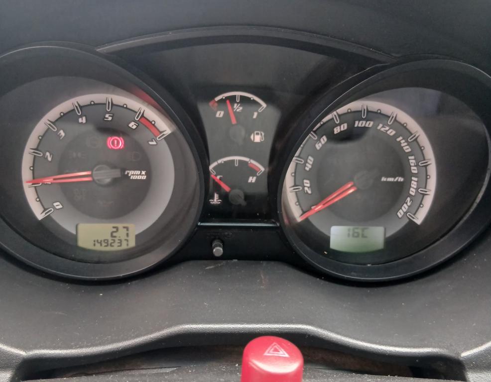 FORD Fiesta Sedan