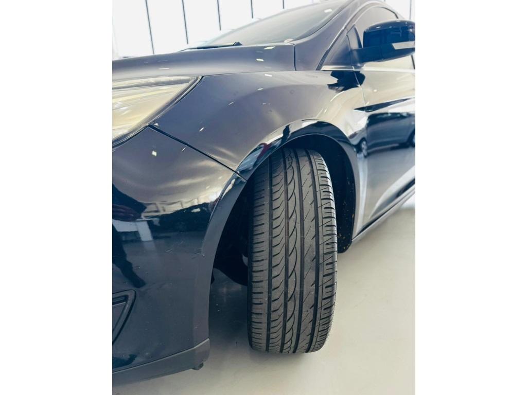 FORD Focus Hatch - Foto