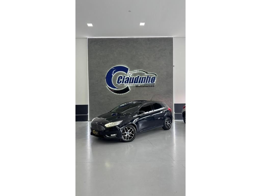 FORD Focus Hatch - Foto