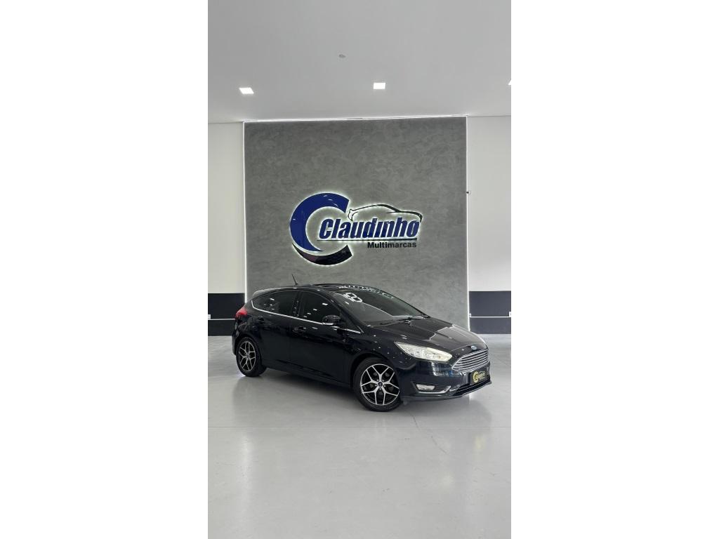 FORD Focus Hatch - Foto