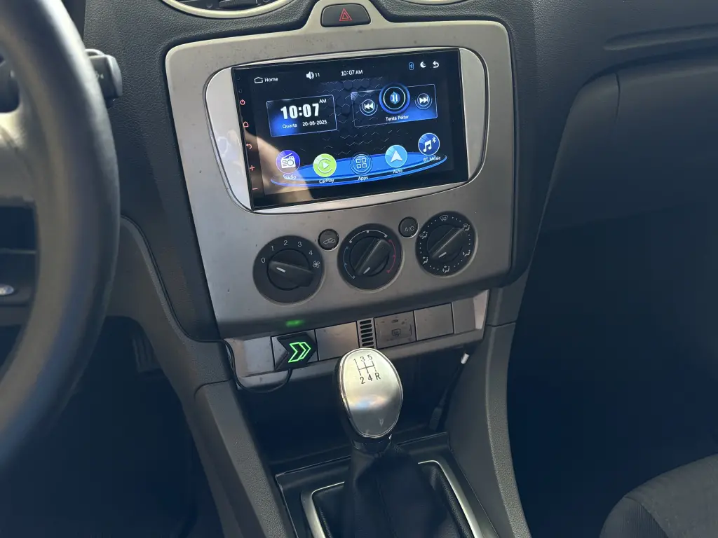 FORD Focus Hatch - Foto